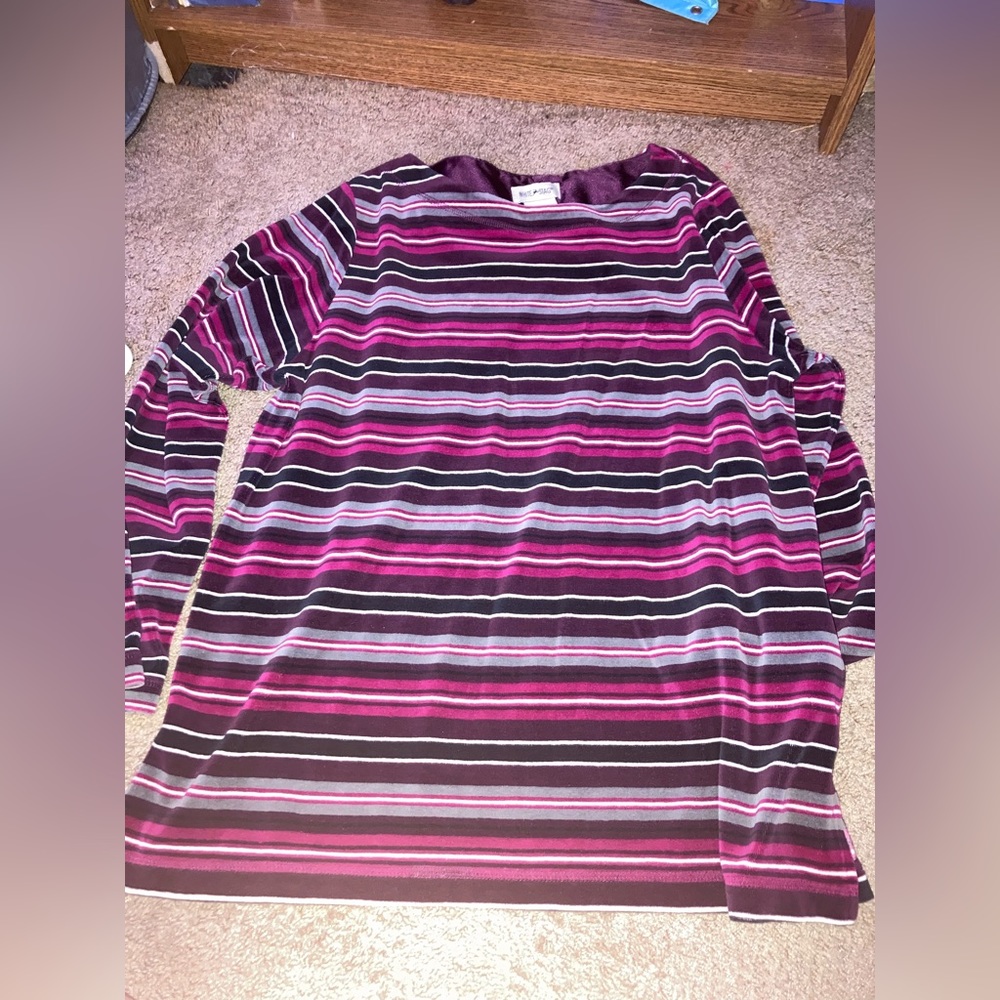 Large, Striped, White Stag long sleeve shirt